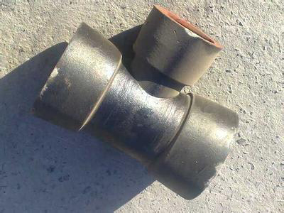 老房子雄关区铸铁管下水漏水怎么处理